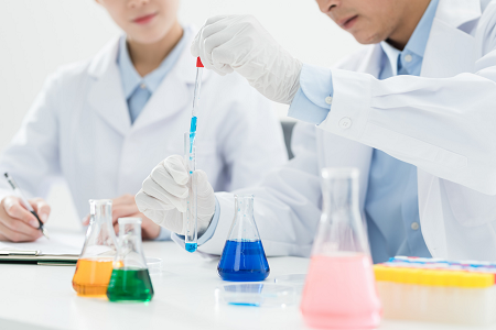 Introductie van de combinatie van SARS-CoV-2 / FLU A en B / RSV antigeen snelle testkit